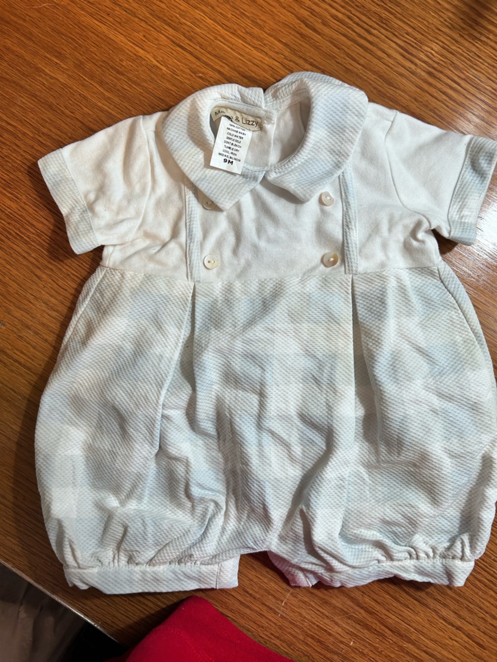 EUC - Marco & Lizzy boys boutique Textured bubble Romper w/ Button Detail